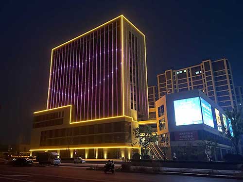 [濟(jì)南正諾]—— 市政亮化的中流砥柱，創(chuàng)新產(chǎn)品點亮萬家